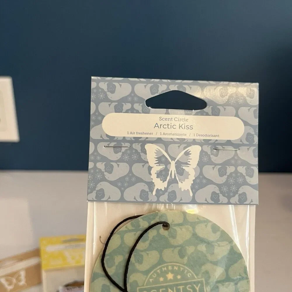 Scentsy advantage out given